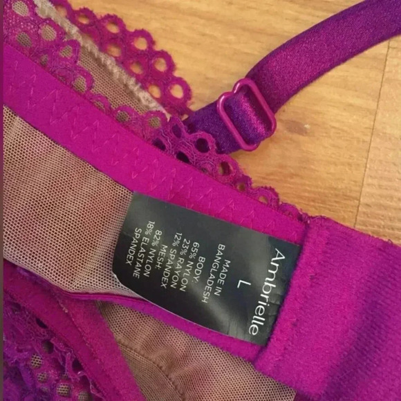 Ambrielle Lace Bra Size  Large - Picture 3 of 3